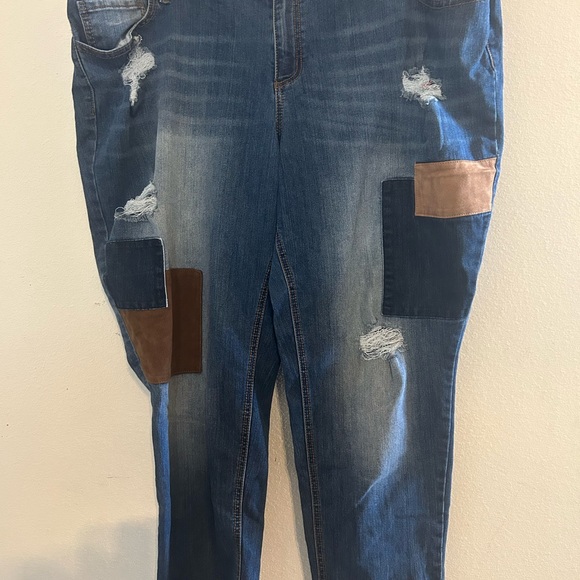 Cato 24W Cropped Jeans - Picture 6 of 7